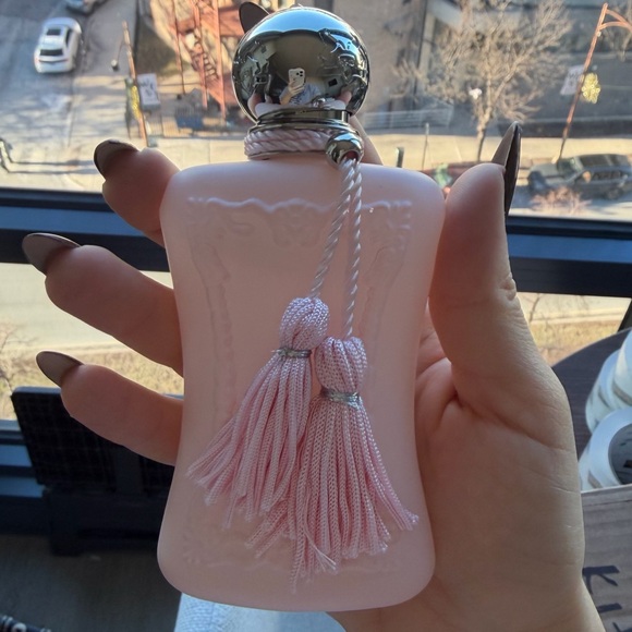 Delina Parfums De Marly - Picture 5 of 6